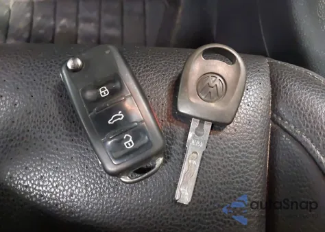 2013 Volkswagen Tiguan Se z USA, uszkodzony, nr VIN WVGBV3AX6DW595197